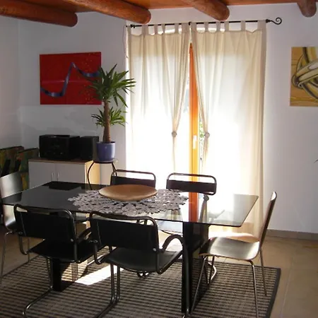Apartment Agriturismo Cantina Carrara Gordola